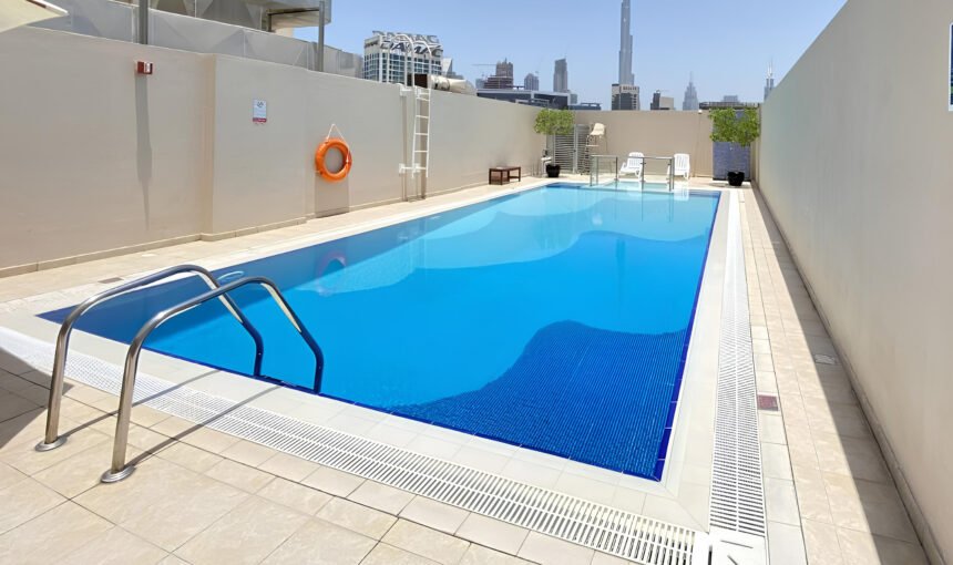 Infinity pool